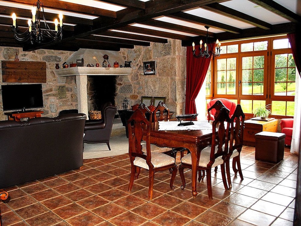Casa de Trillo 36/50