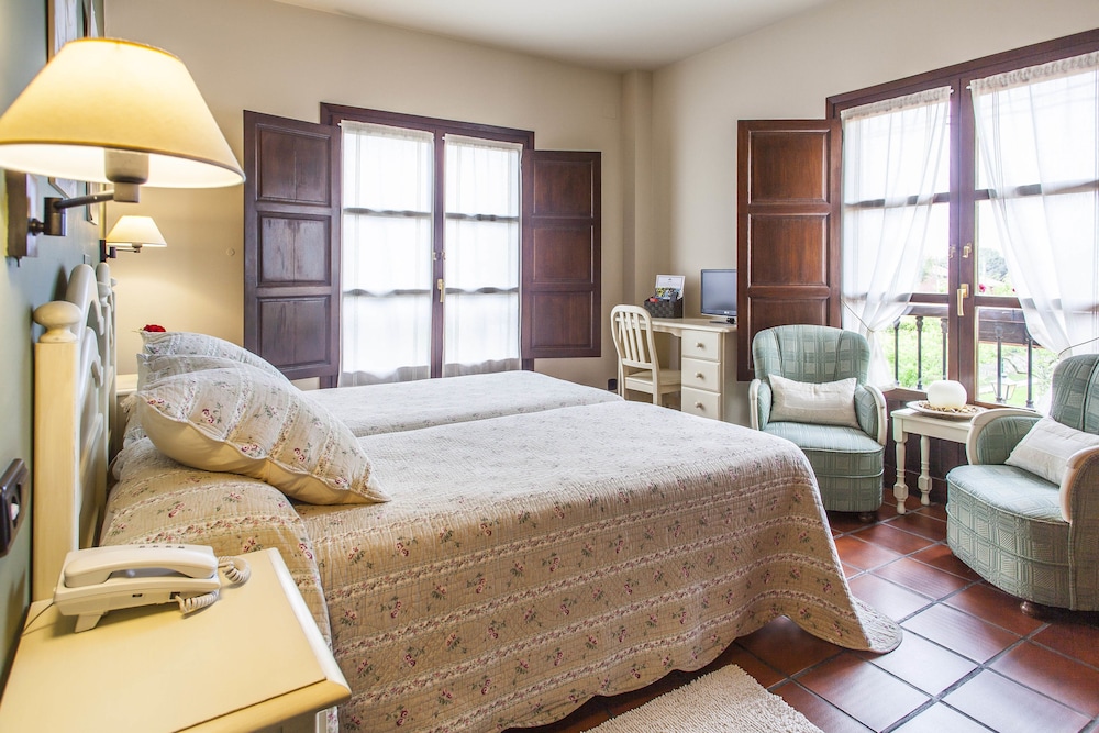 Hotel La Boriza 8/50
