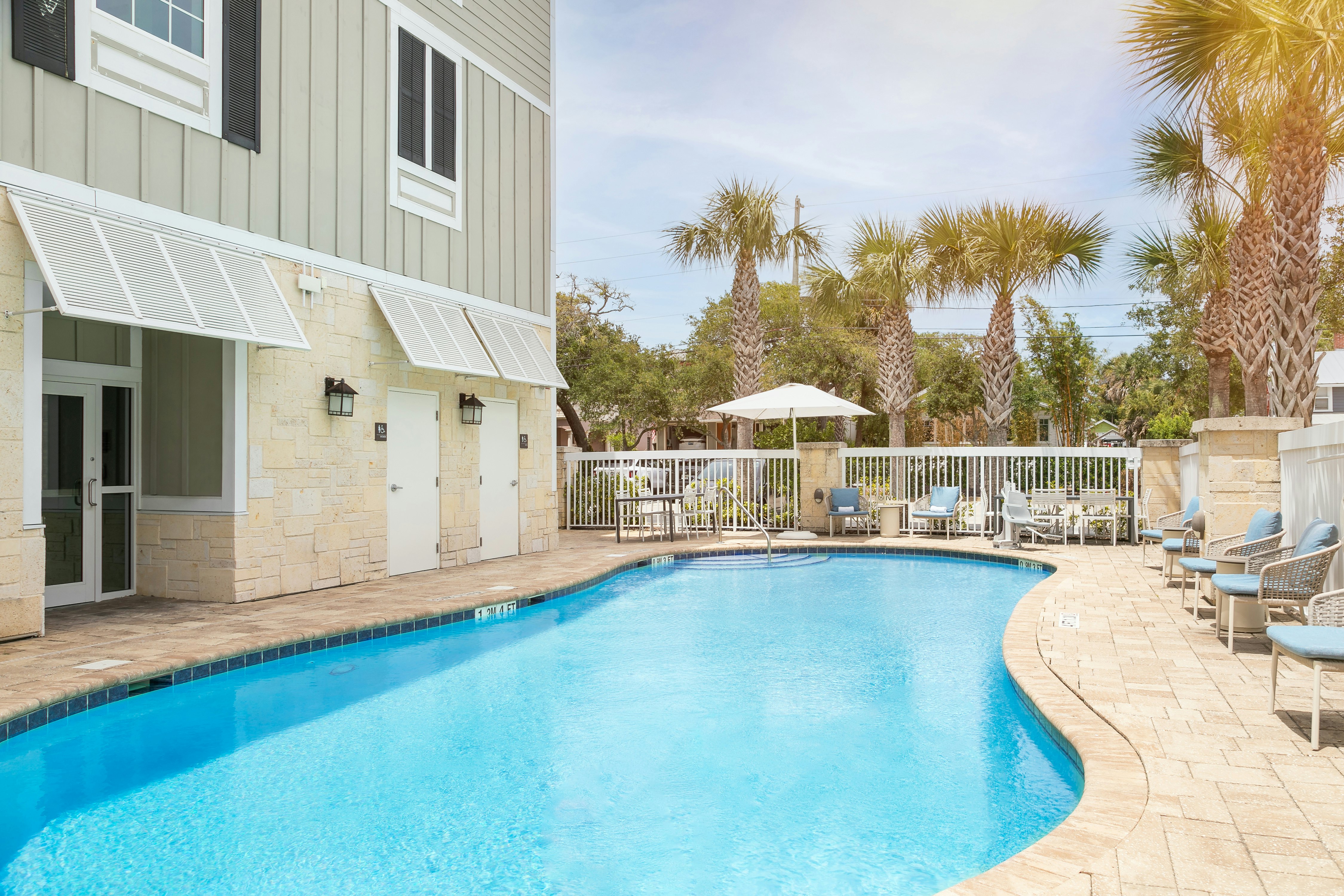 Hampton Inn New Smyrna Beach 75/75