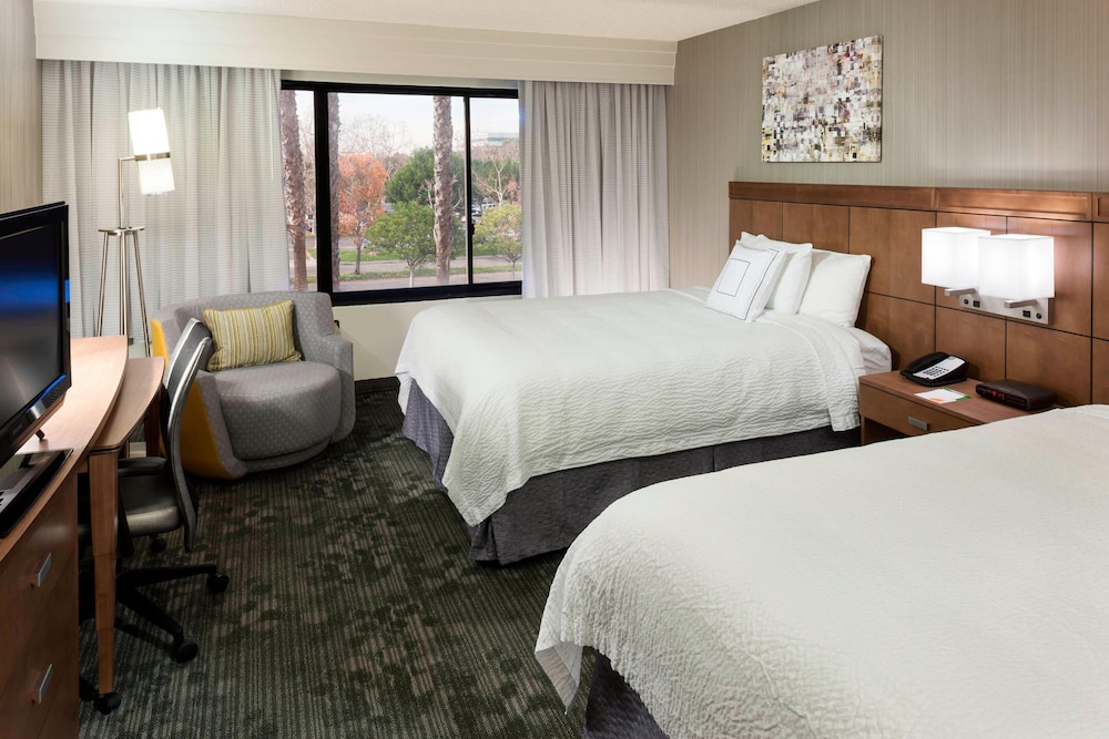 Courtyard by Marriott Cypress Anaheim / Orange County 11/46