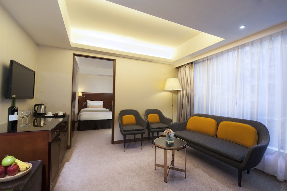 Brighton Hotel Hong Kong 35/47