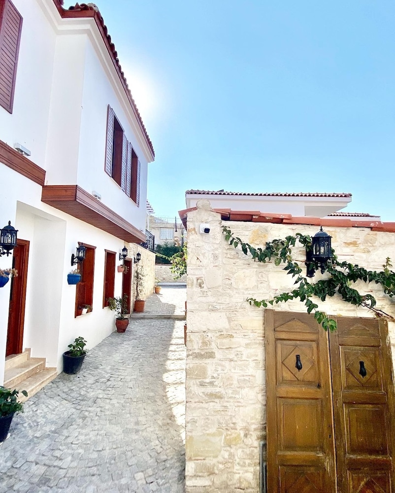 Villa Ephesus Special Class 3/63
