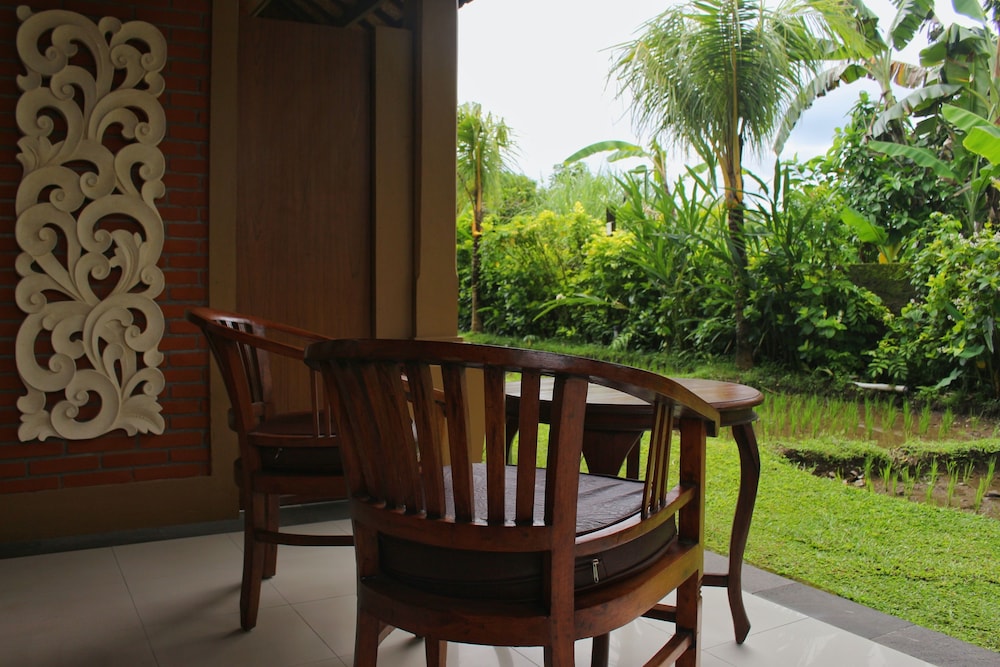 Saren Indah 10/63
