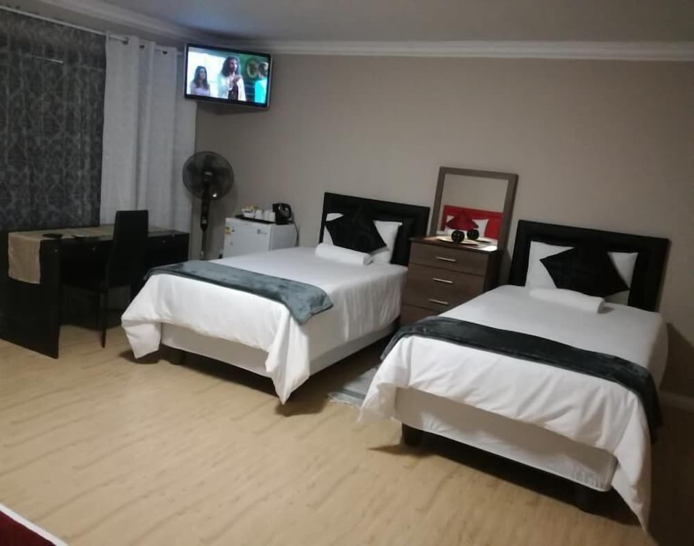 2 BEDROOMS, FAMILY