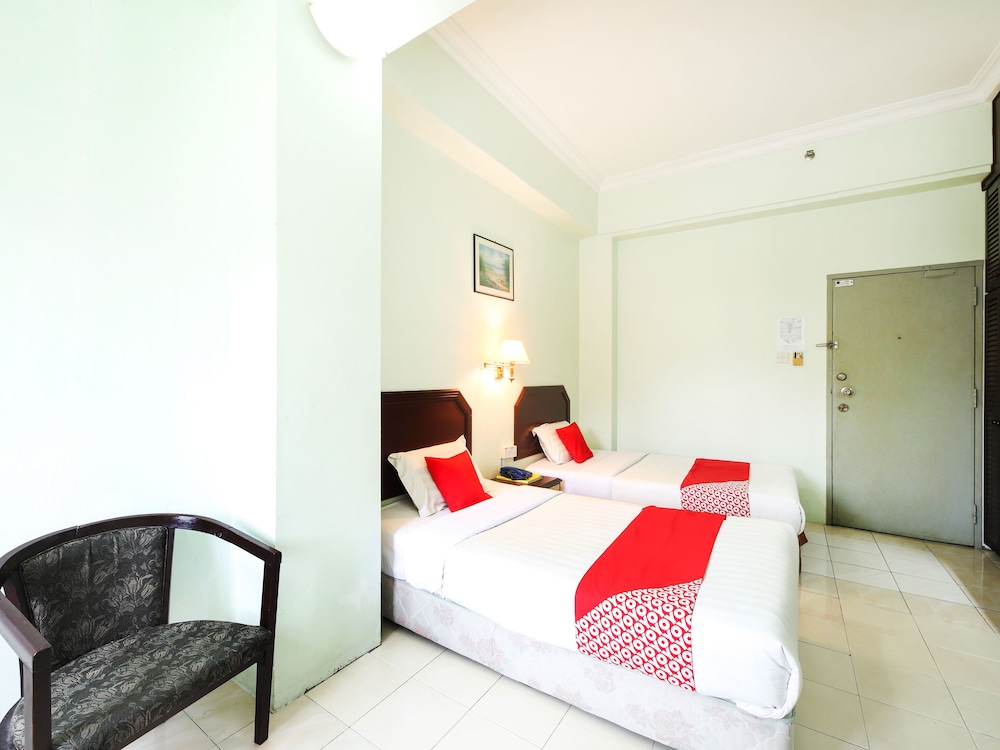 OYO 1007 Grand Supreme Hotel 11/23
