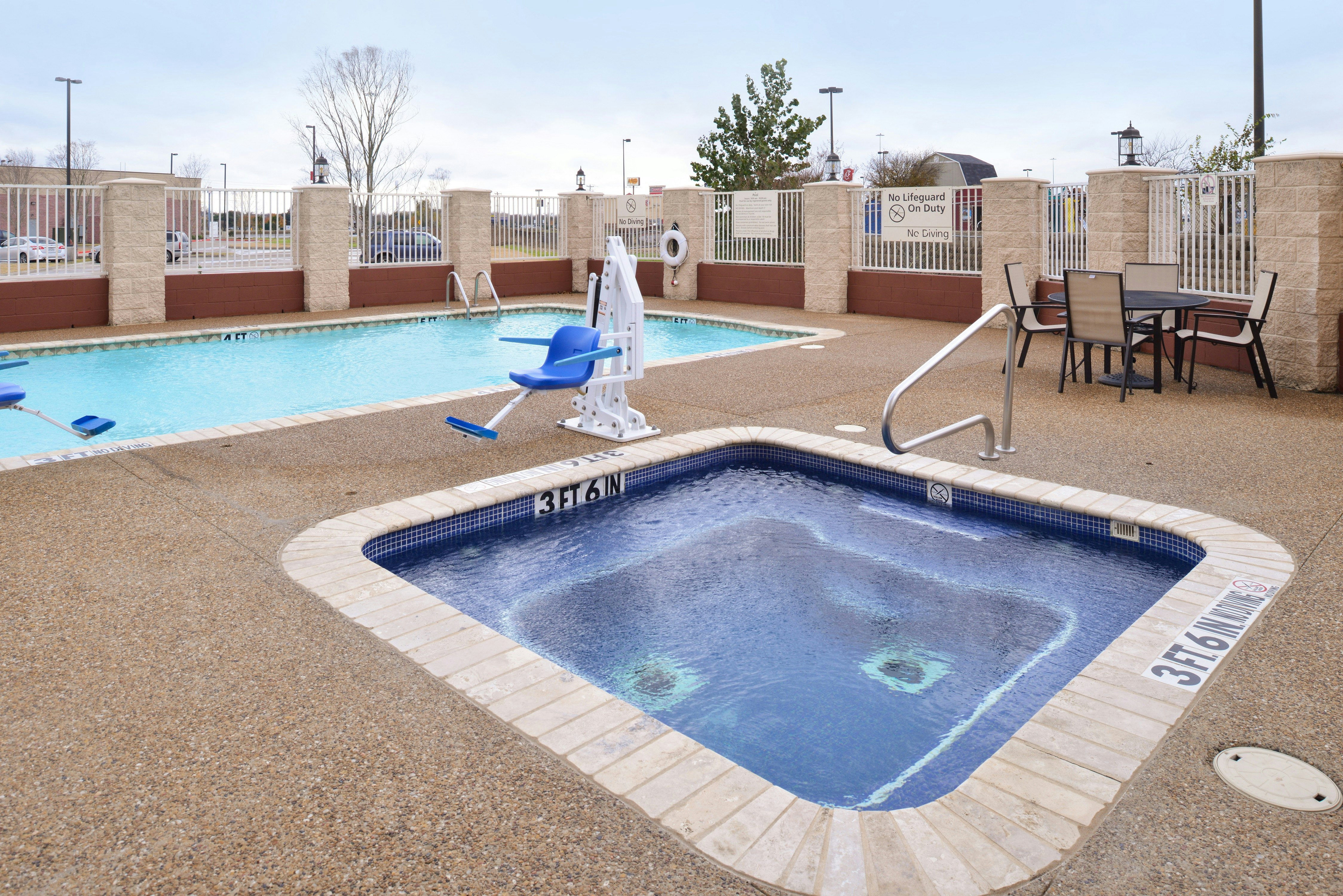 Hampton Inn Suites Greenville 25/44