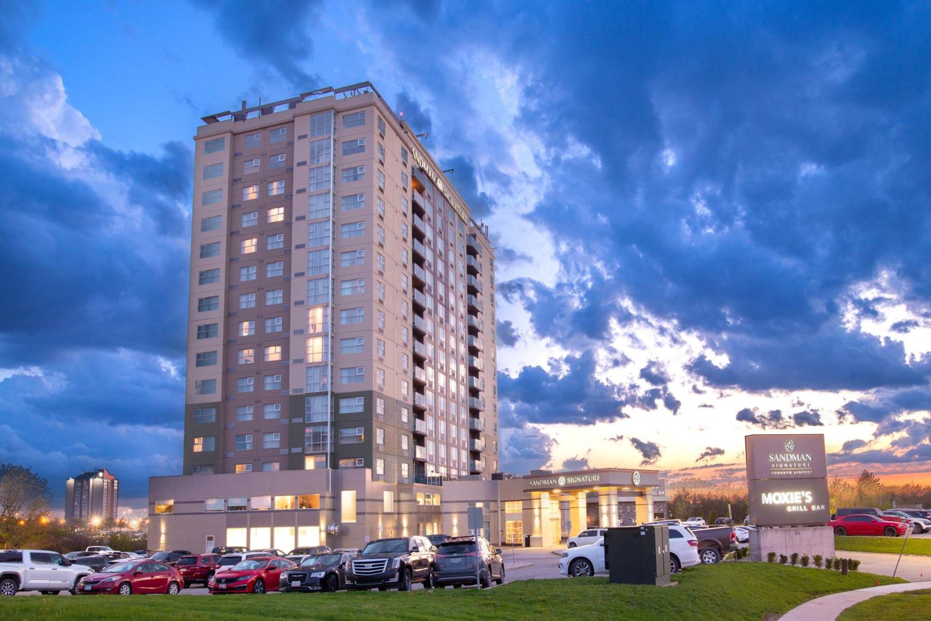 Penthouse, Suite