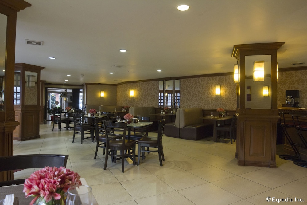 Rothman Hotel 55/62
