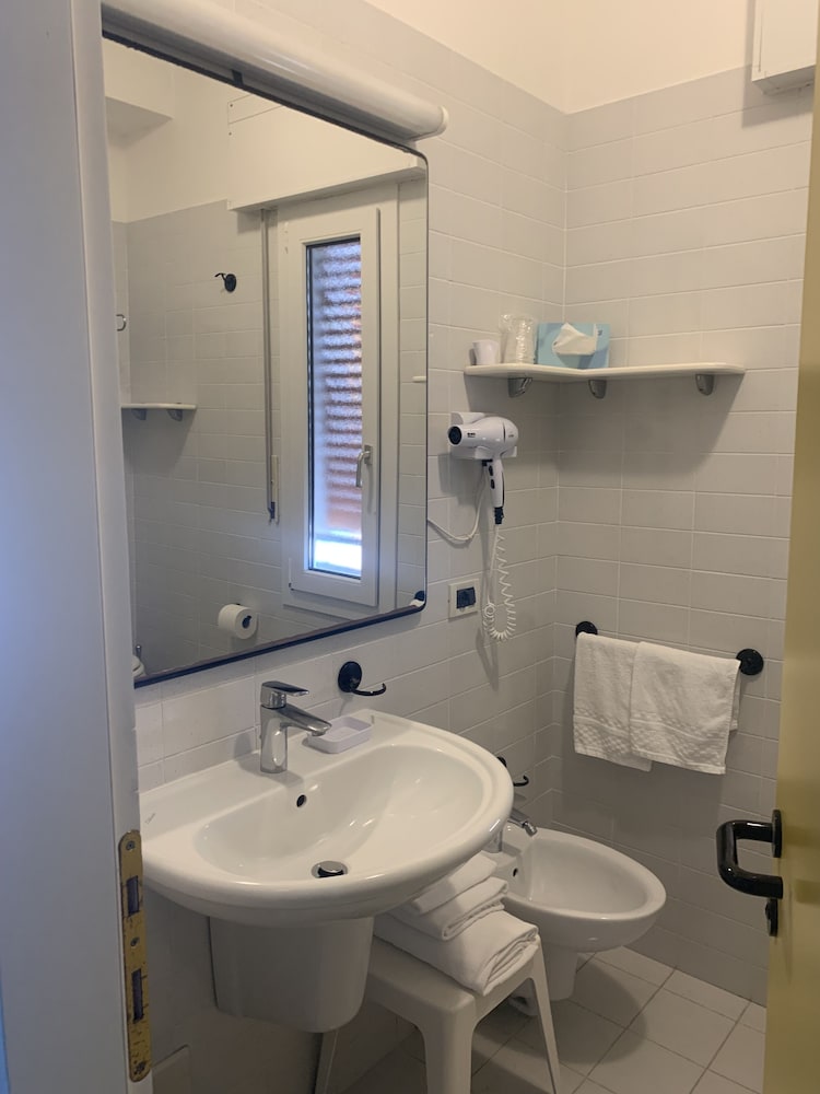 Hotel Residence Villa Sorriso 43/46