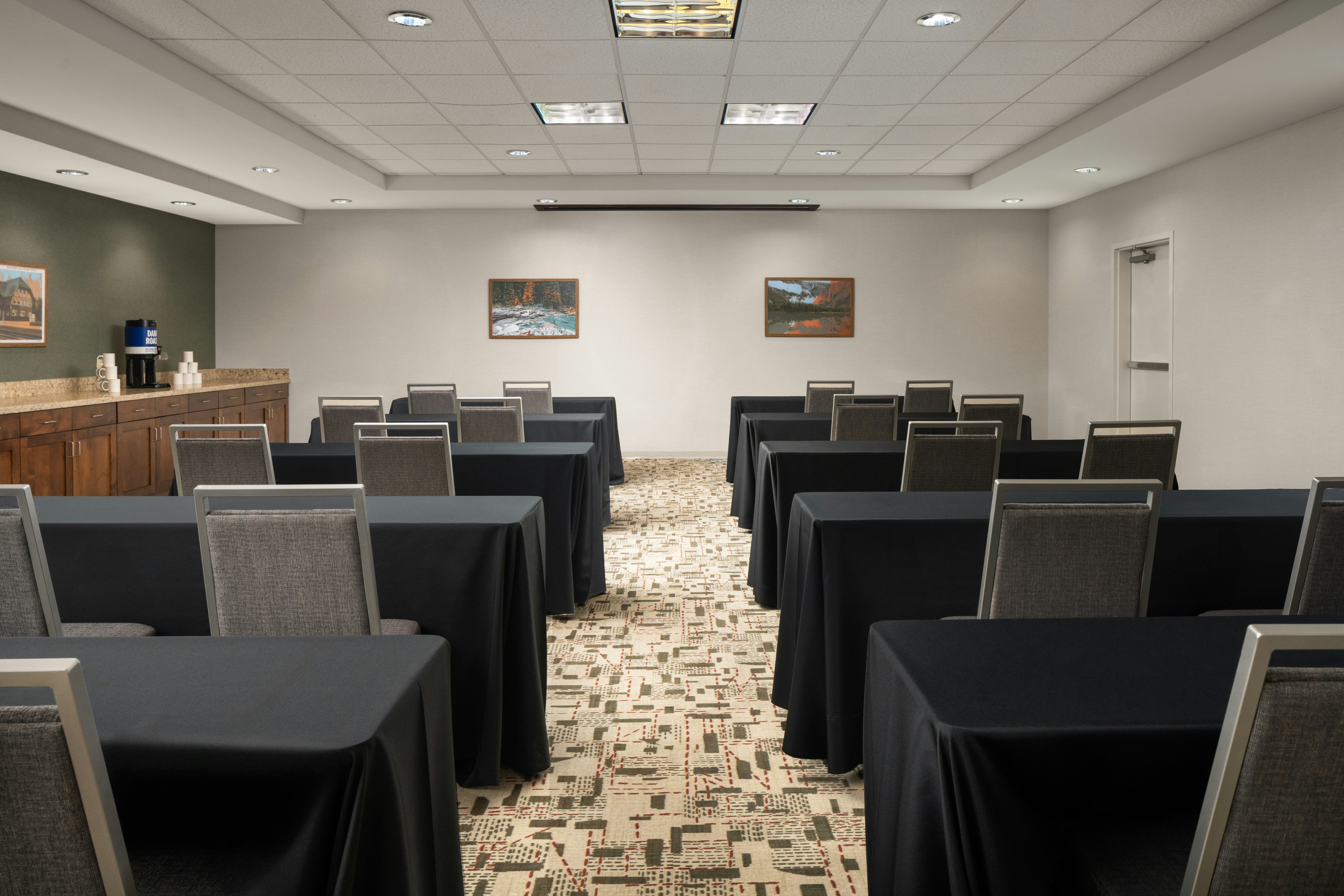 Hampton Inn Suites Whitefish Mt 38/45