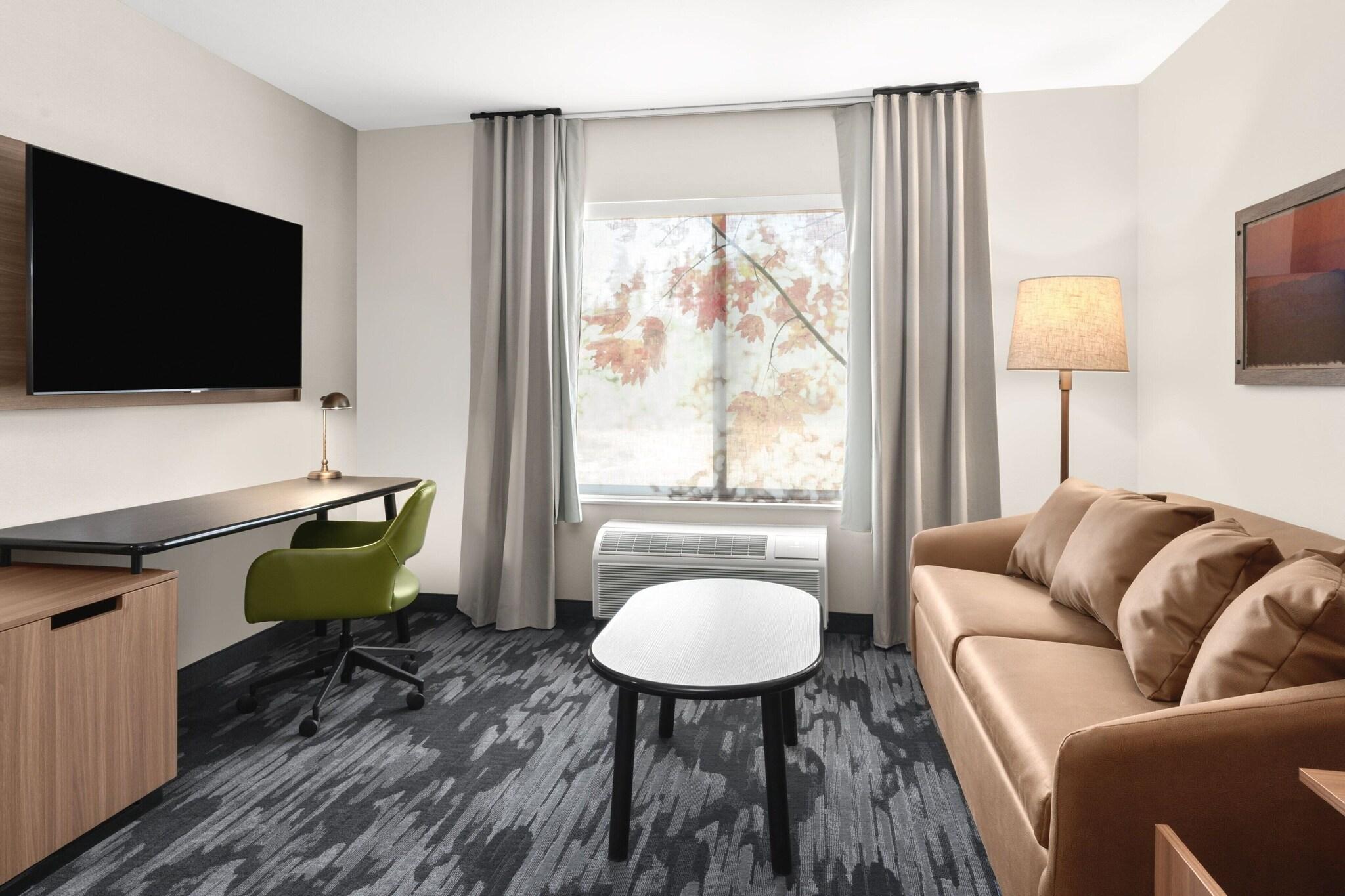 Fairfield Inn & Suites by Marriott Seattle Poulsbo 17/28