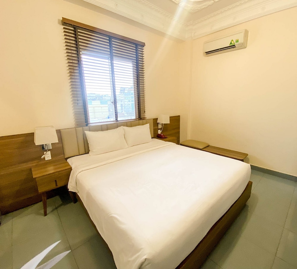 STANDARD, DOUBLE BED