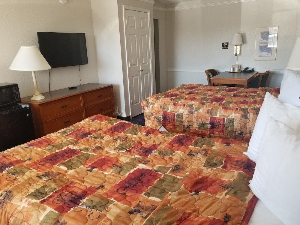 Horizon Inn & Suites 40/48