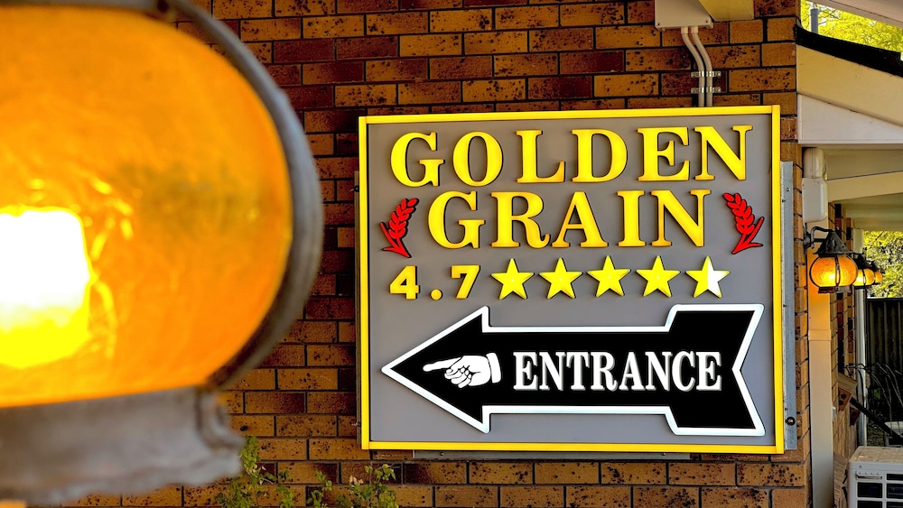 Golden Grain Motor Inn 32/62