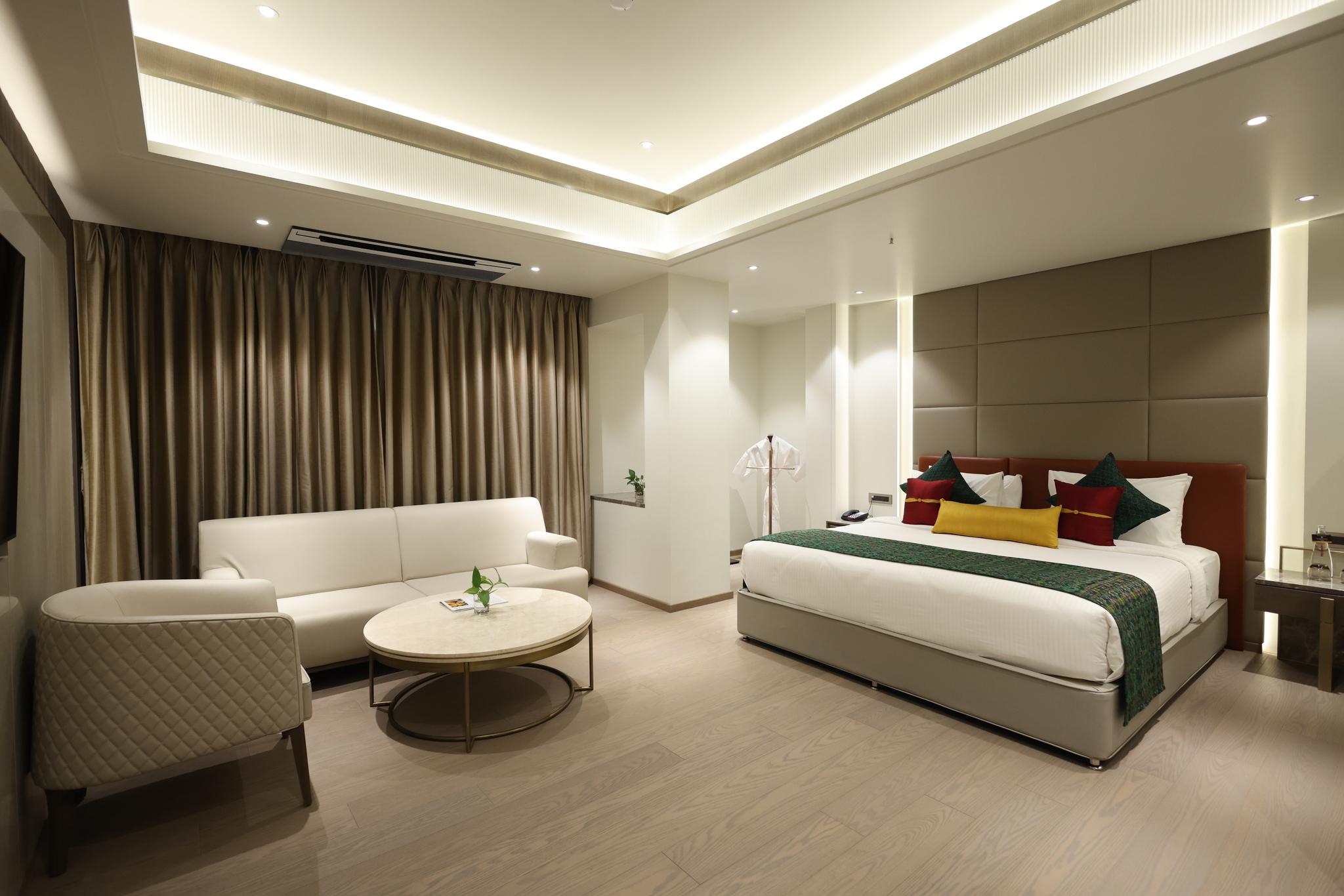 Club, Executive, Suite, King Bed