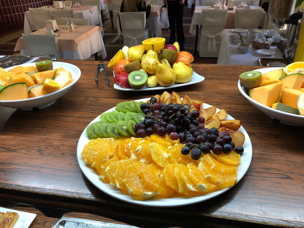 restaurant-cafeteria