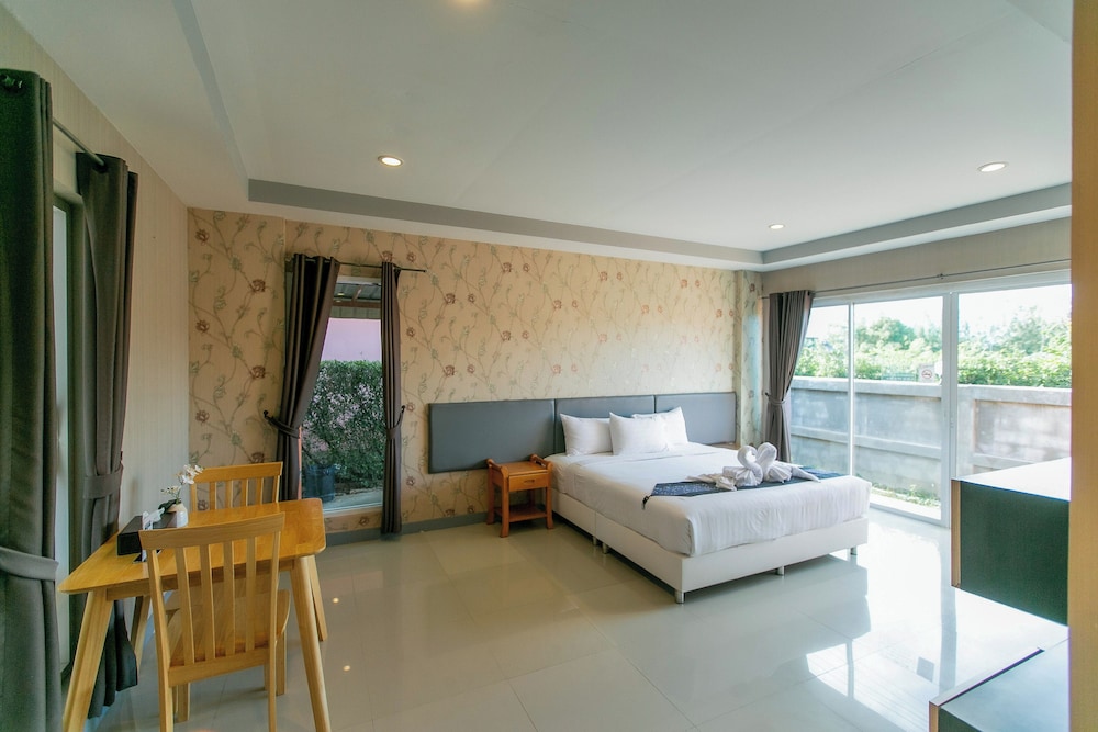 Baan Phing Phu Praew 9/70