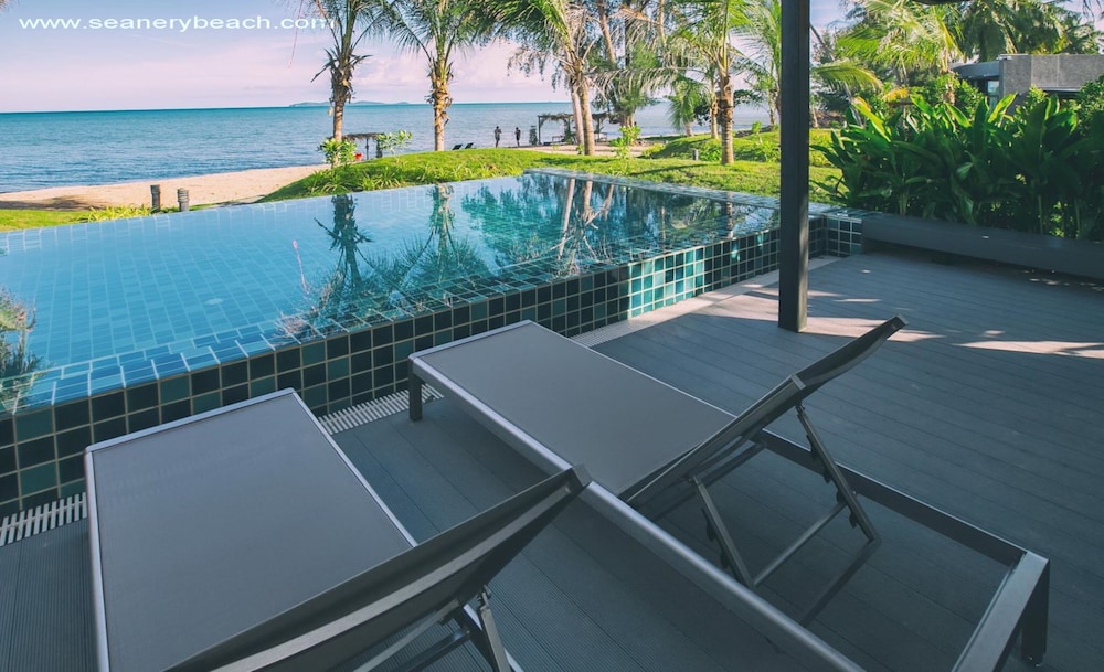 SEAnery Beach Resort 64/66