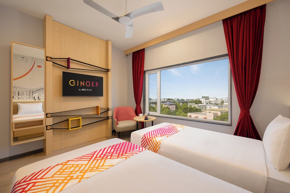 DELUXE, LUXURY, TWIN BEDS