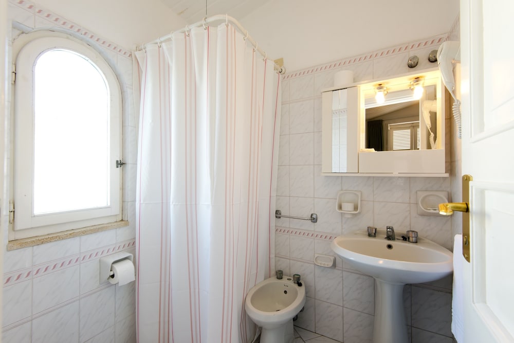 Hotel Colella Terme 42/43