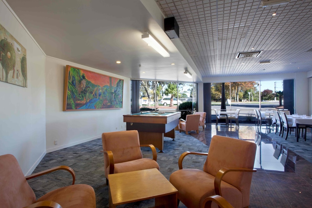 Auckland Airport Kiwi Hotel 50/62