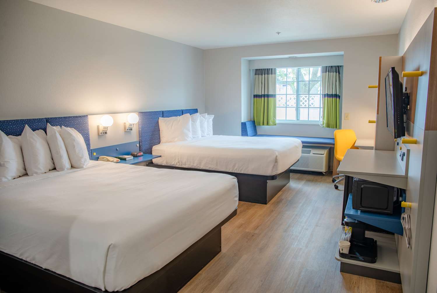 Microtel Inn Suites Kingsland 18/55