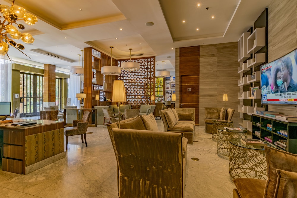 K Tower Boutique Hotel By Lucerna 36/49
