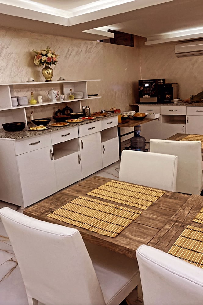 Balpetek Hotel 36/50