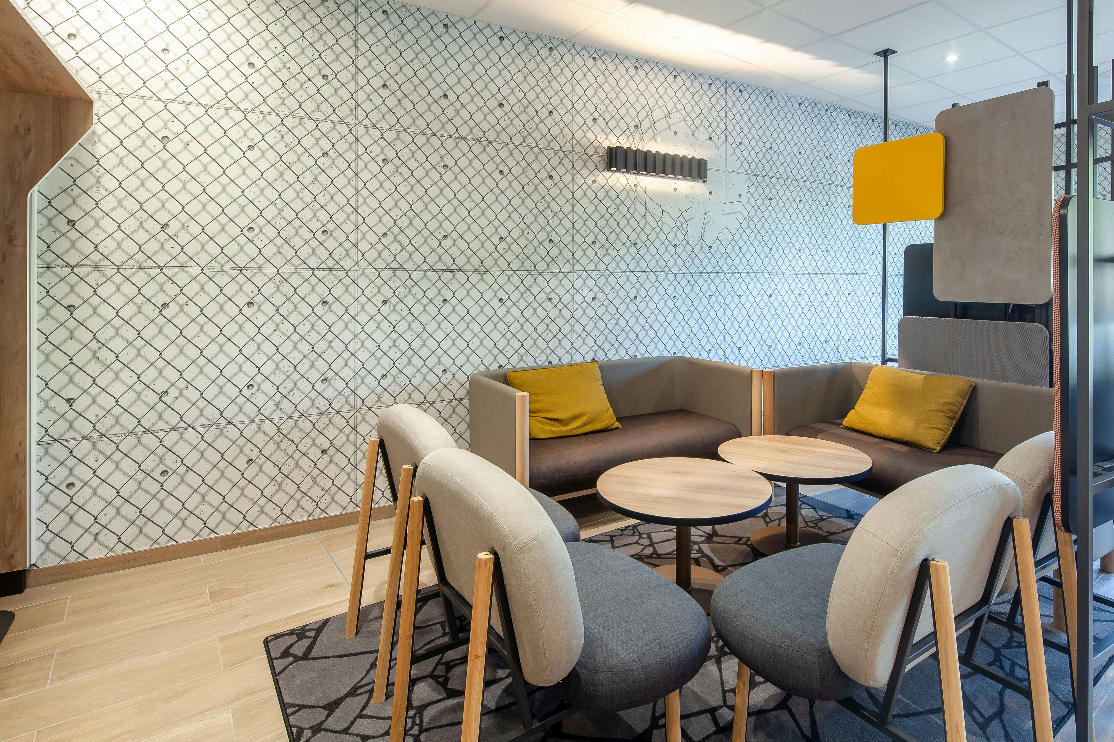 B&B HOTEL Saint Denis Porte de Paris 18/31