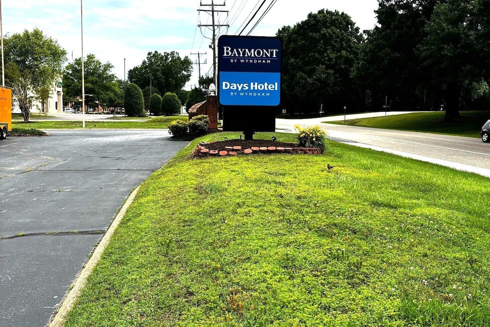 Baymont by Wyndham Williamsburg I-64 42/51