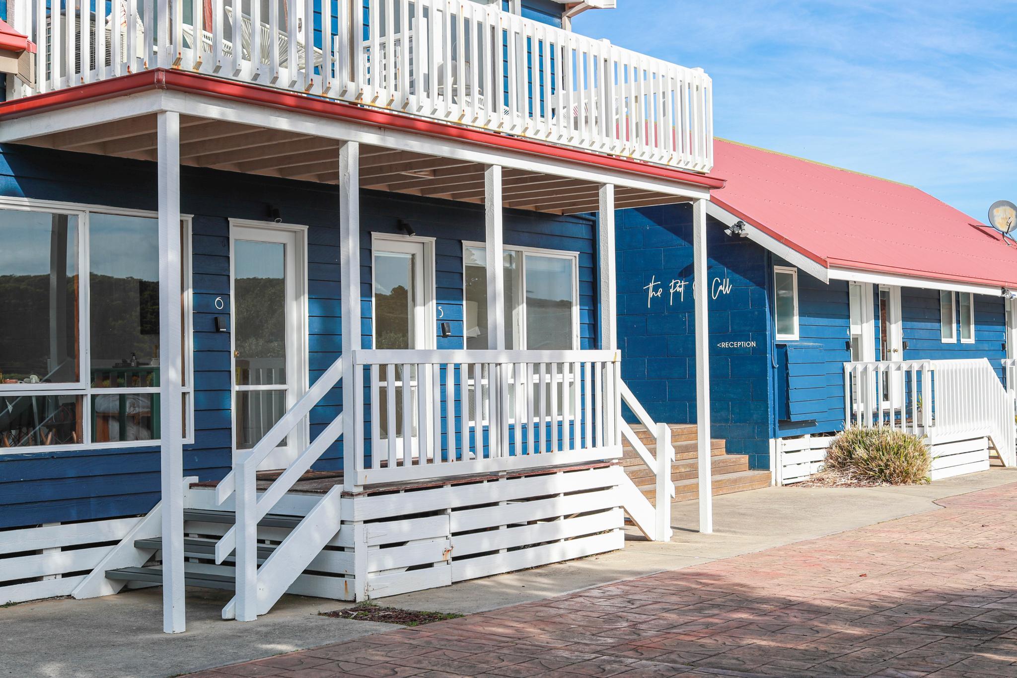PORT O' CALL MOTEL 1/43