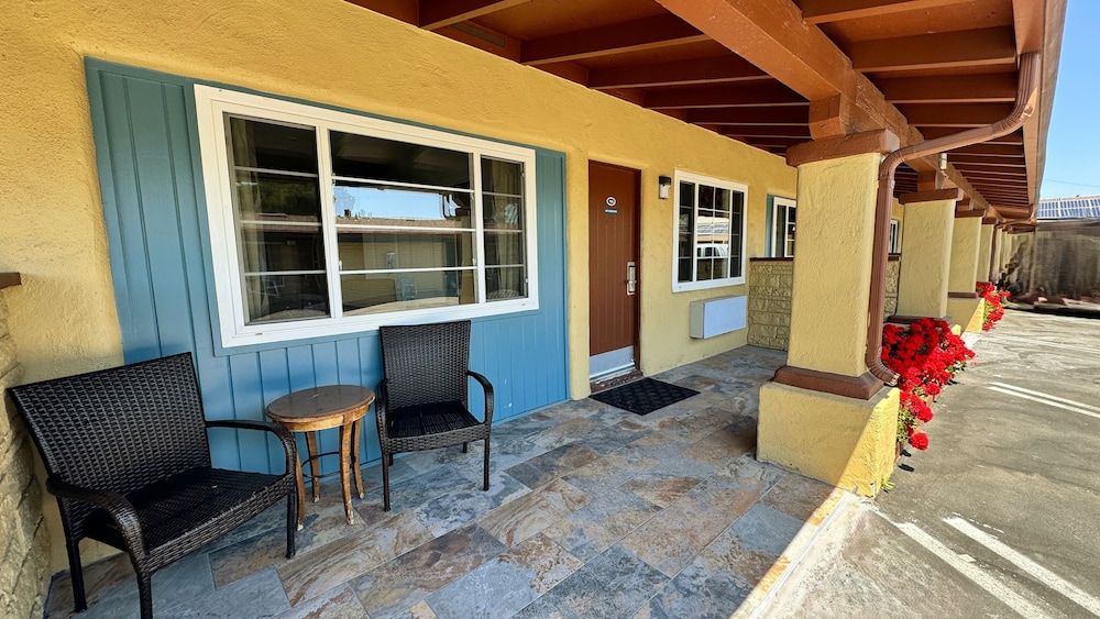 Hitching Post Studios Inn 40/63
