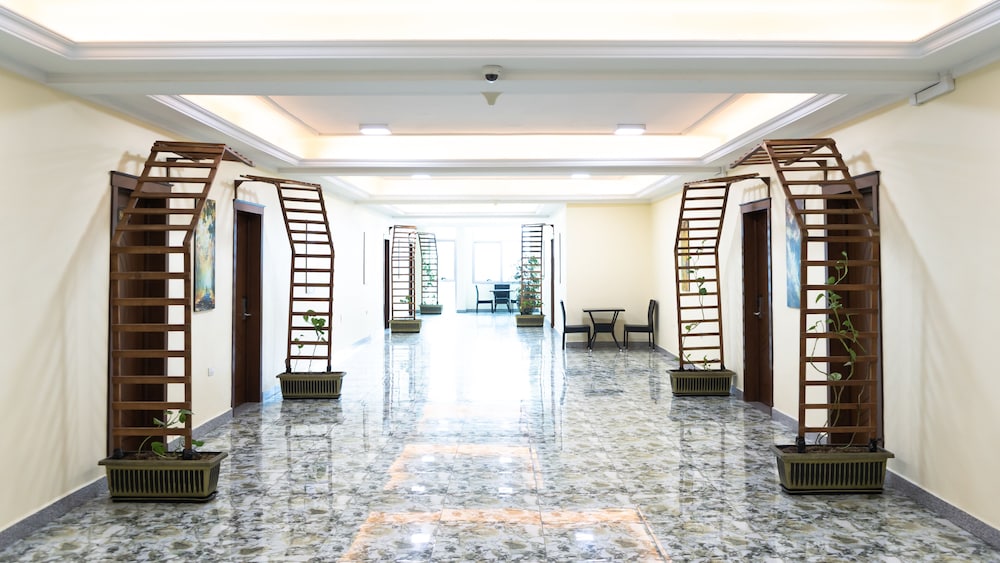 Dabi Hotel and Apartments 21/31