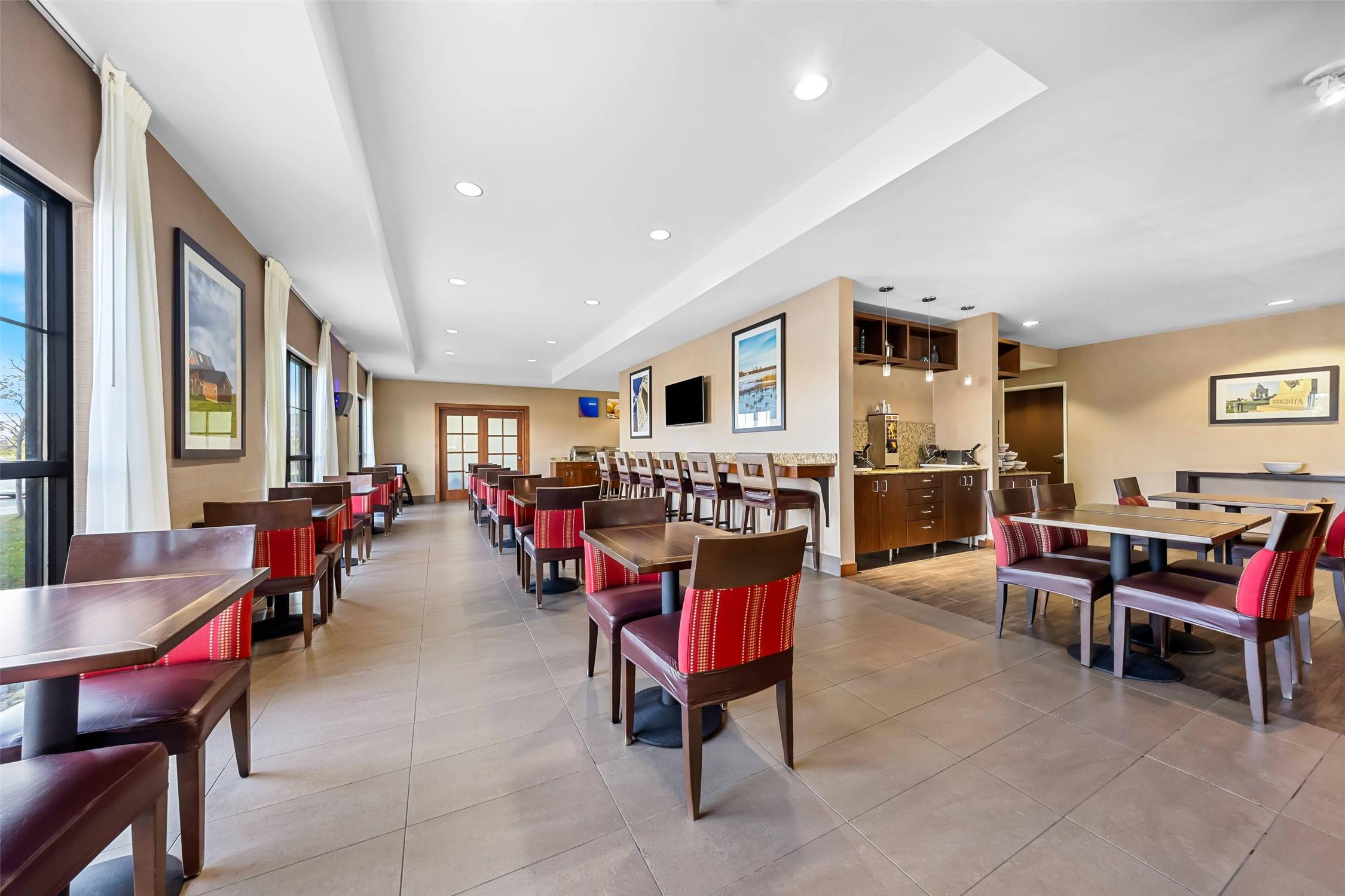 Comfort Inn & Suites West - Medical Center 5/8