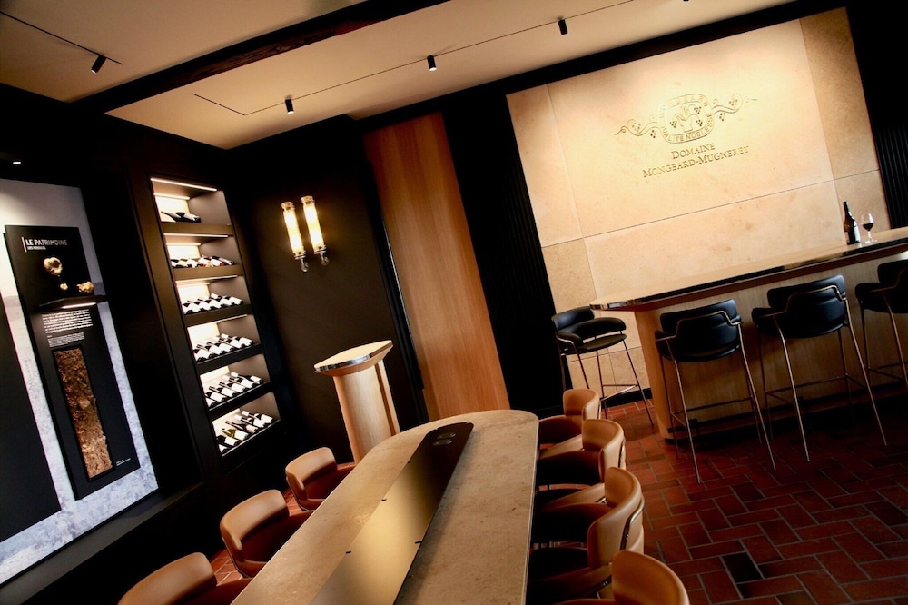 Le Richebourg Hotel Restaurant Spa 24/44