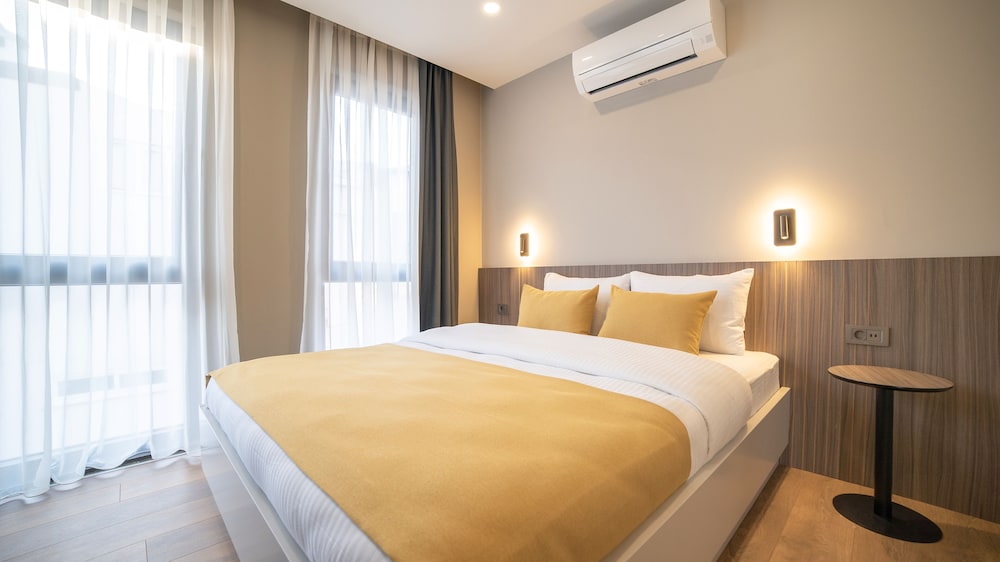 Vesta Suites 10/50