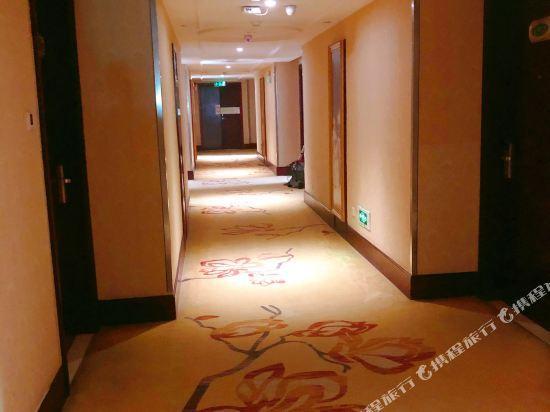 Vienna Hotel (Dongguan Changping Avenue) 31/57