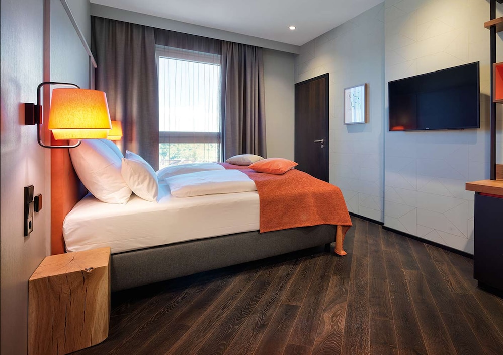 Panoramahotel Waldenburg 5/50