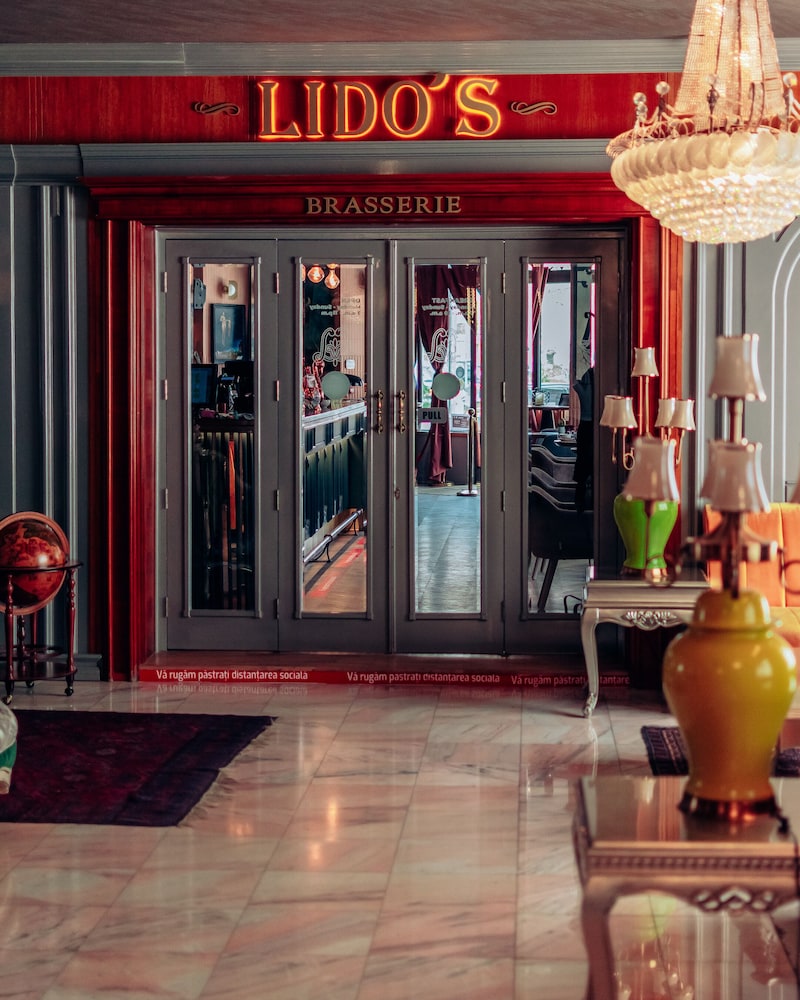 Hotel Lido By Phoenicia 11/70