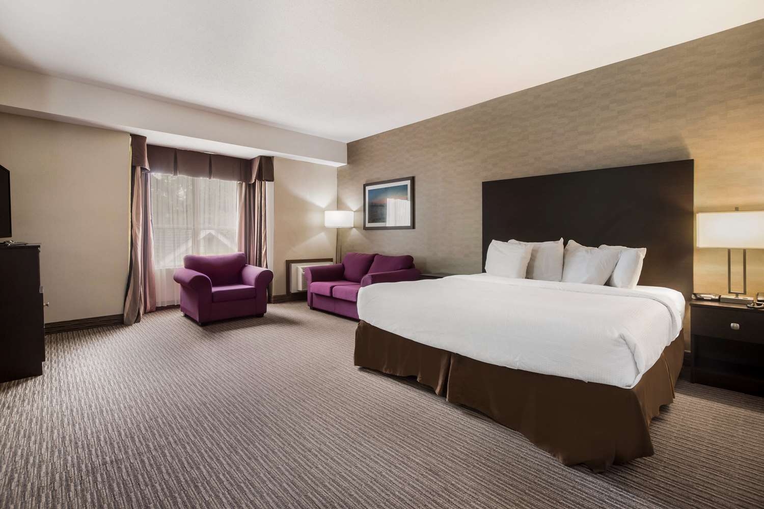 Plus, King Bed