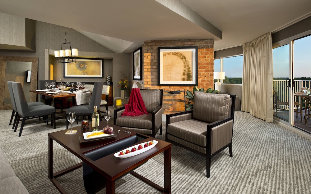 Eaglewood Resort And Spa 38/71