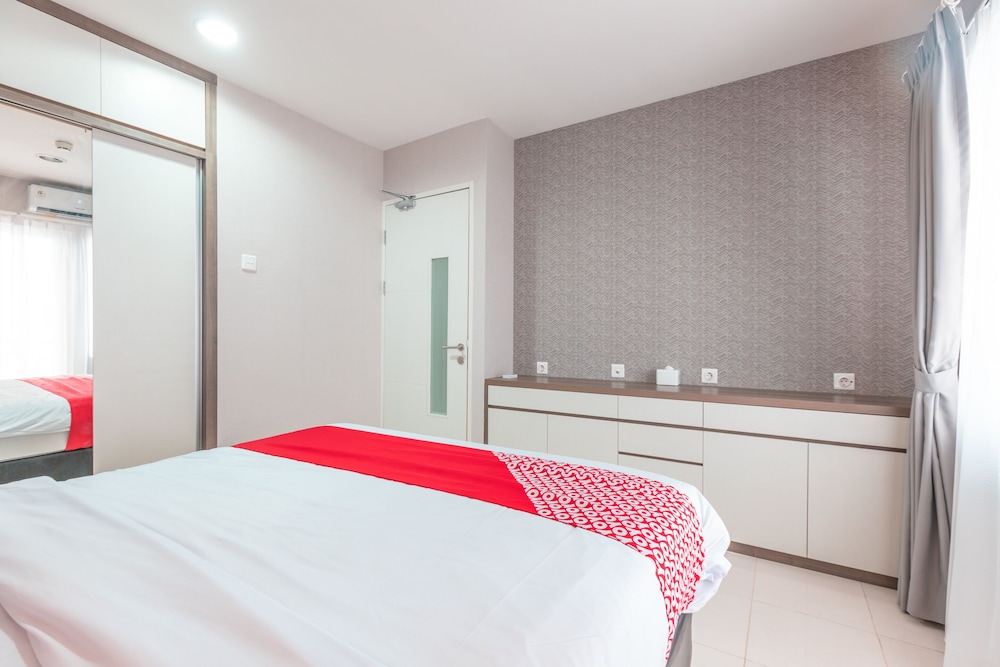 OYO 1948 Apartement Sentul Tower 10/19
