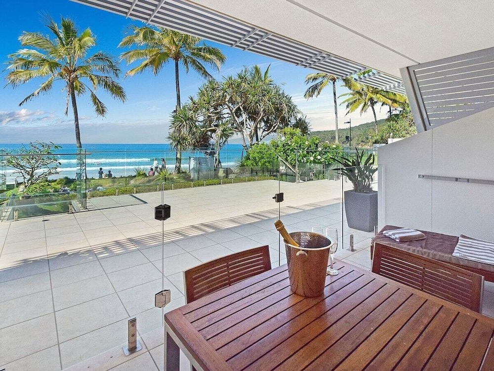 FAIRSHORE NOOSA 26/50