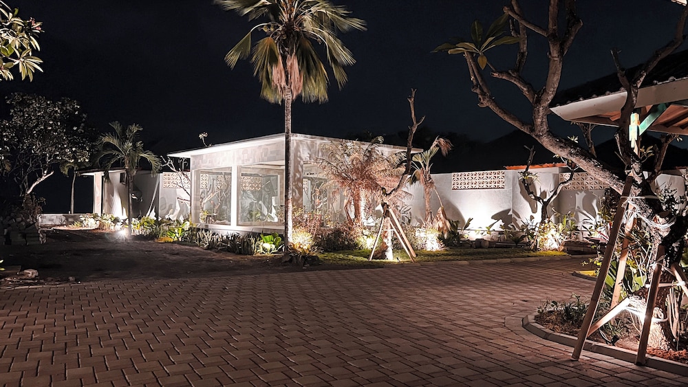 Lovina Haven Boutique Resort 40/50