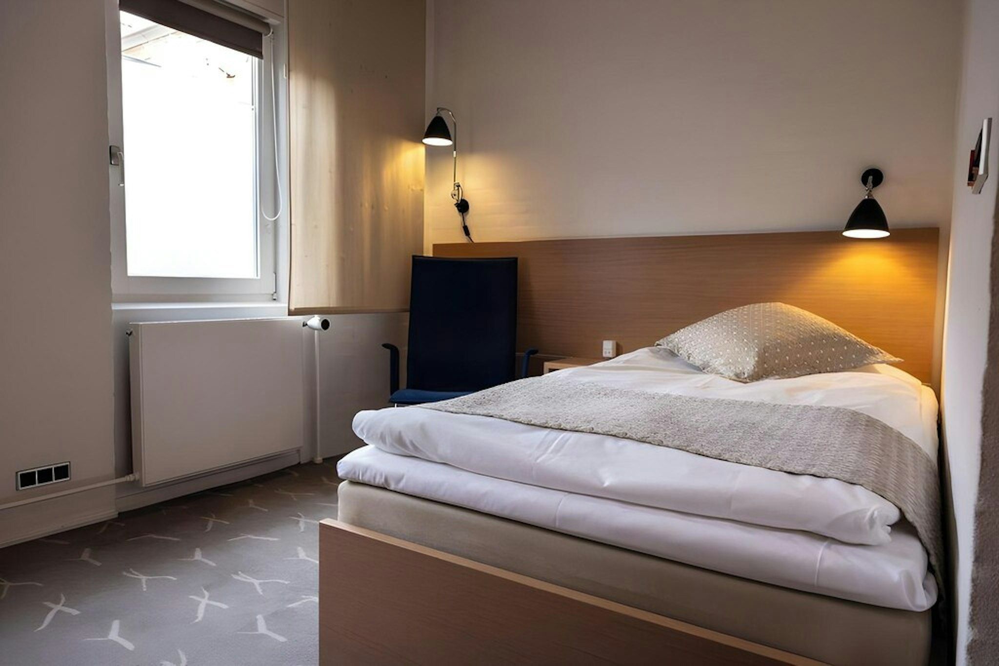 Frederik Vi S Hotel 4/18