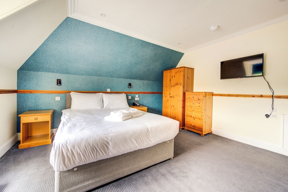 Morar Hotel 7/50