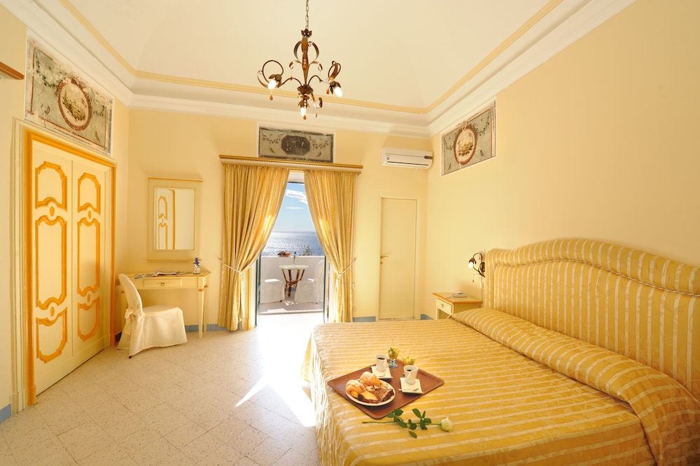 Hotel Torre Saracena 39/56