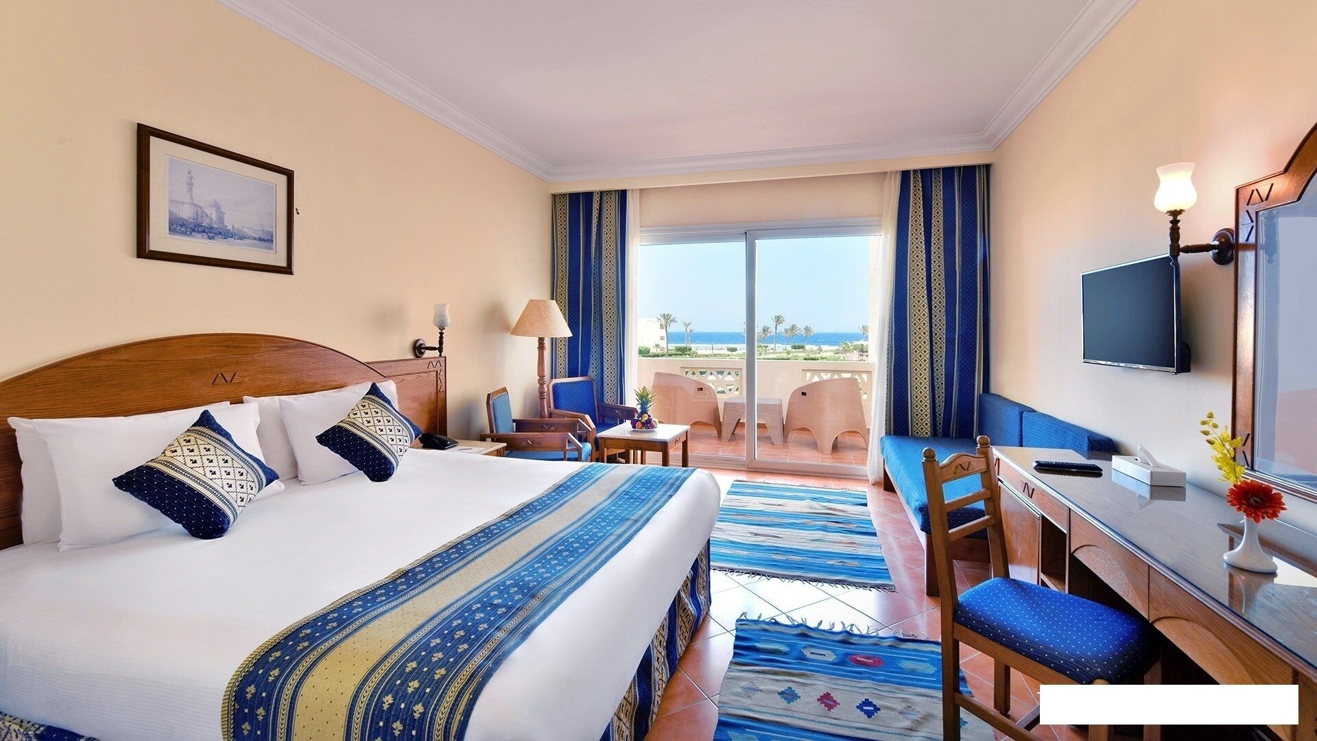 ROOM, DOUBLE OR TWIN BED, POOL VIEW