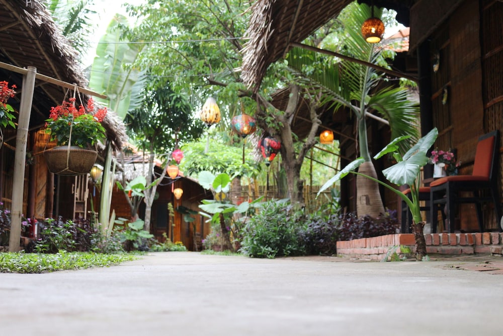 Under The Coconut Tree 33/50