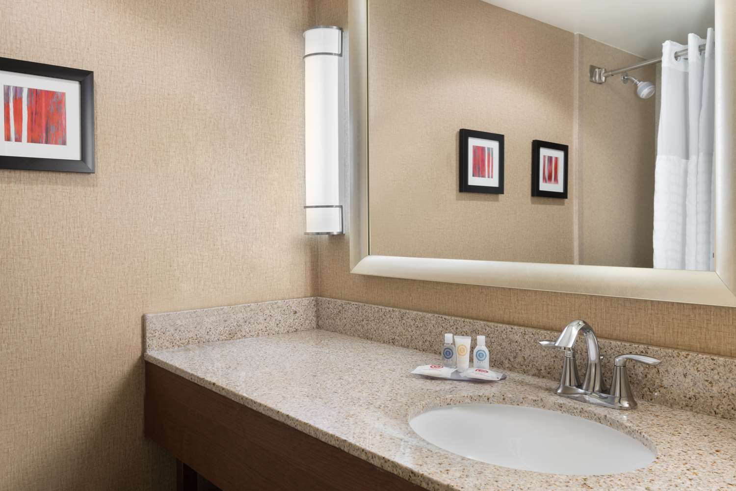 Comfort Inn Fayetteville near Fort Bragg 44/44